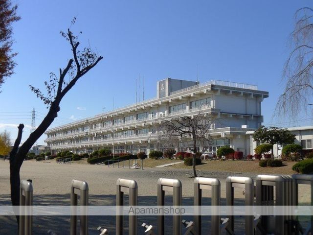 小学校　みどり市立大間々東小学校（小学校）まで550m