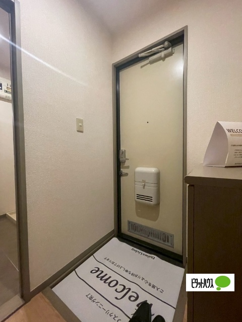 玄関　同タイプ別部屋