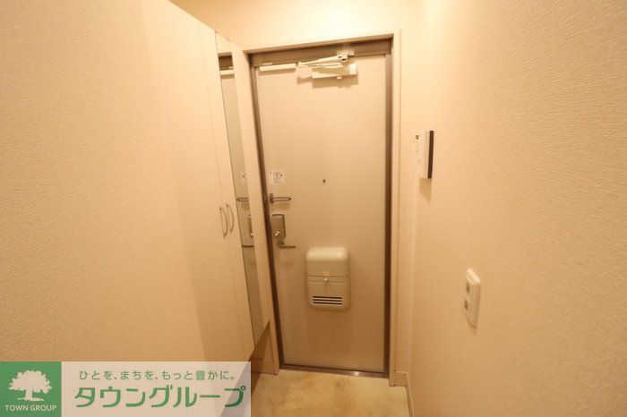 玄関　お問合せはタウンハウジングまで！※現地待合わせ相談可能