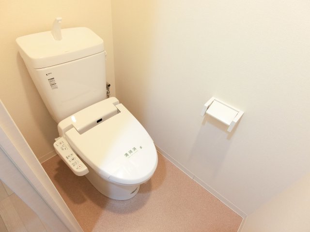 トイレ　詳細は、RISUMO江坂本店→06-6155-7137まで♪