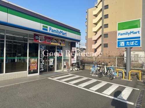 コンビニ　ファミリーマート アスロード鶴見向井町店（コンビニ）まで135m