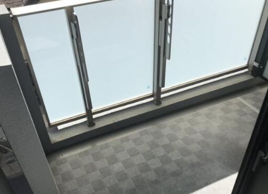 バルコニー　陽当たり良好なバルコニーです