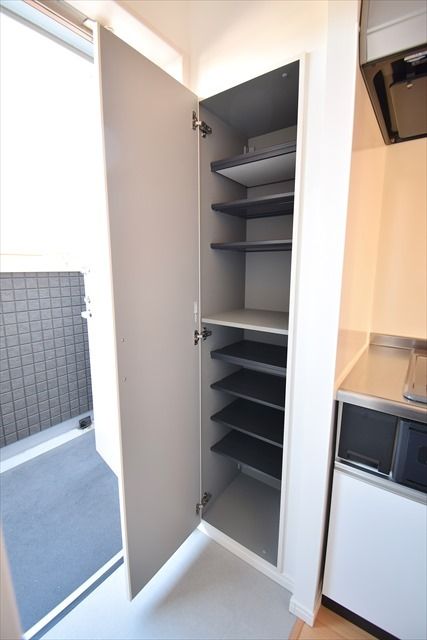 玄関　別部屋参照写真
