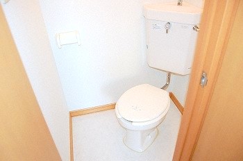 トイレ　ウォッシュレット取り付け可能です♪