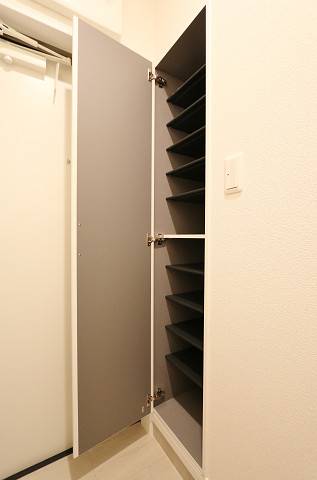 その他　大きなシューズボックス付き