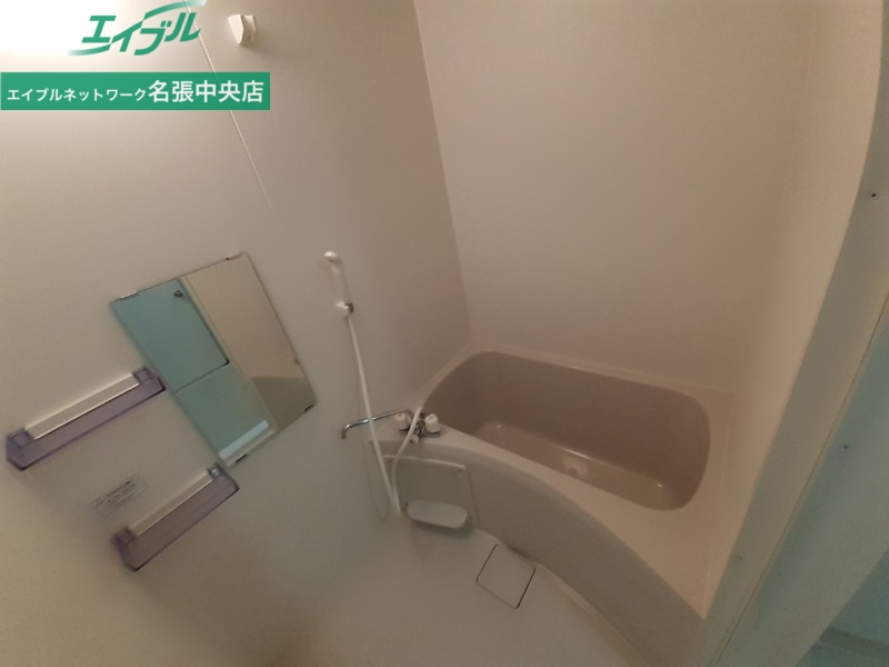 バス・シャワールーム　別部屋画像参考