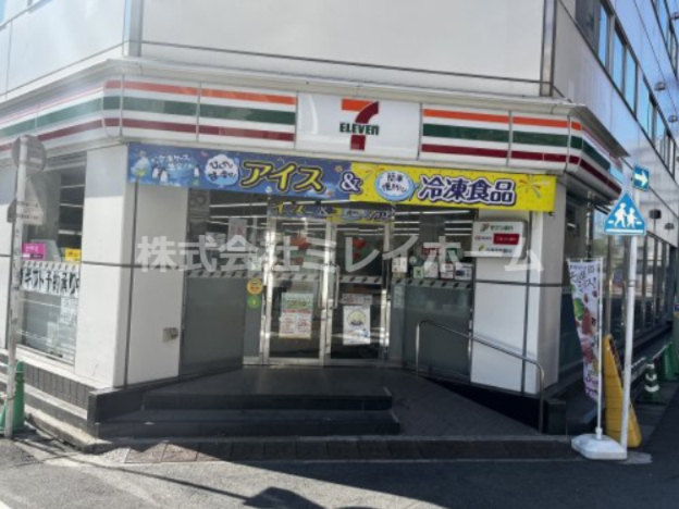 コンビニ　セブンイレブン大田区蒲田５丁目店（コンビニ）まで42m