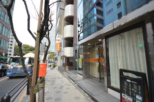郵便局　赤坂通郵便局（郵便局）まで1144m