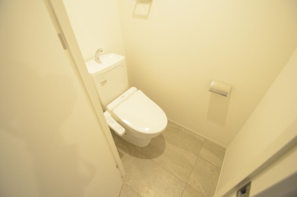トイレ　シャワー付トイレ