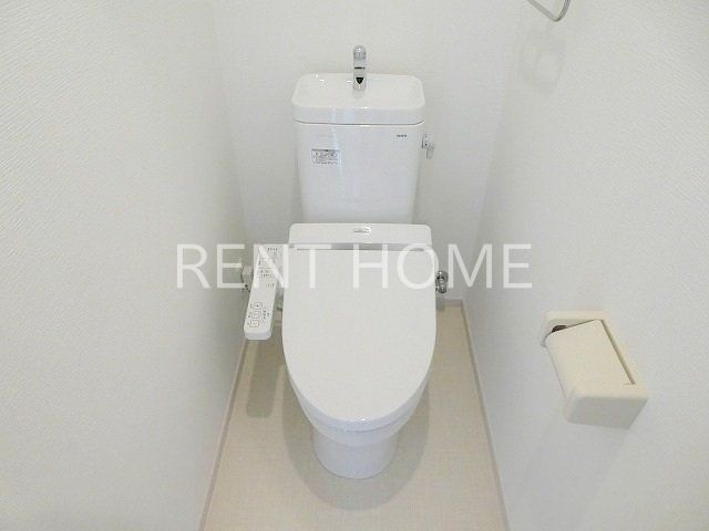 トイレ　温水洗浄便座のトイレです。