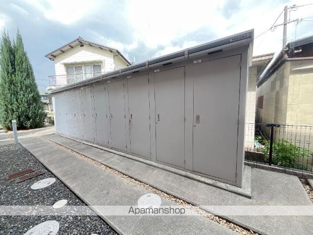 ＪＲ山陽本線 倉敷駅 バス乗車時間：12分 最寄りバス停で下車 徒歩4分 2階建 築15年の内装写真