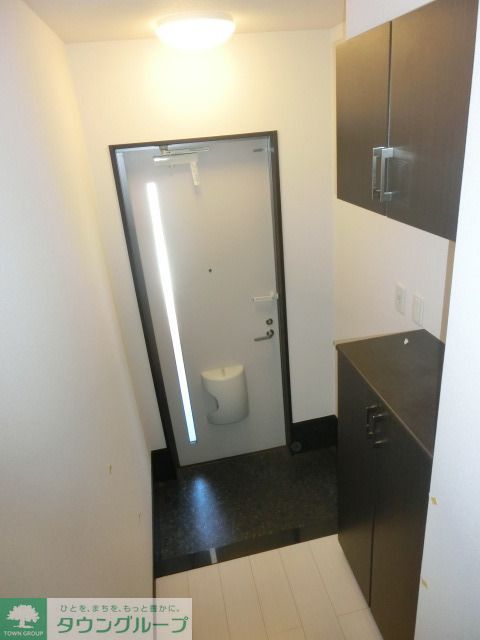 玄関　お部屋探しは【タウンハウジング千葉】にお任せ下さい♪
