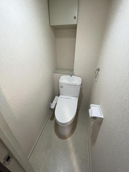トイレ　ウォシュレット完備
