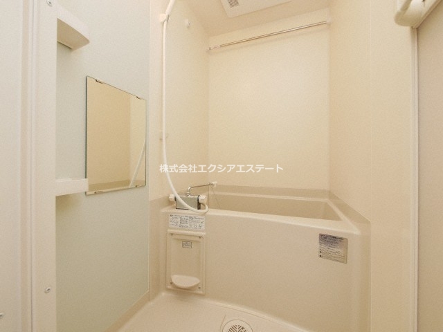 バス・シャワールーム　お風呂です