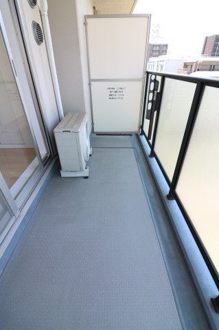 バルコニー　※別部屋の参考写真です。