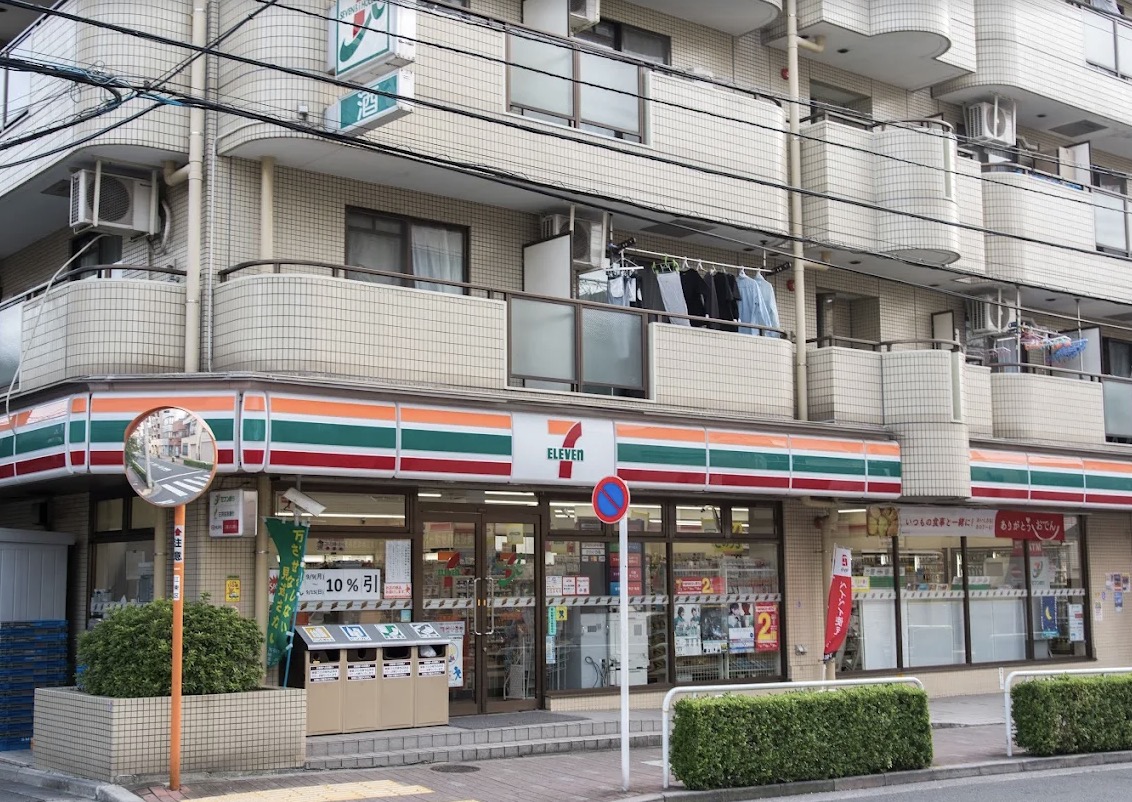 コンビニ　セブンイレブン江東海辺店（コンビニ）まで191m