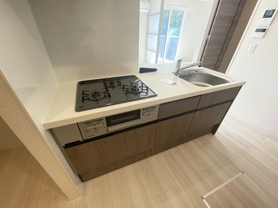 キッチン　※別部屋の写真です