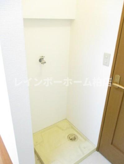 その他設備　室内洗濯機置き場です
