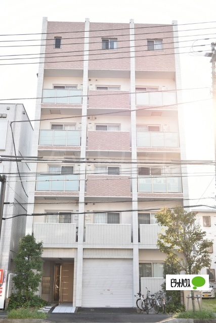 建物外観　井土ヶ谷駅徒歩４分の立地です。