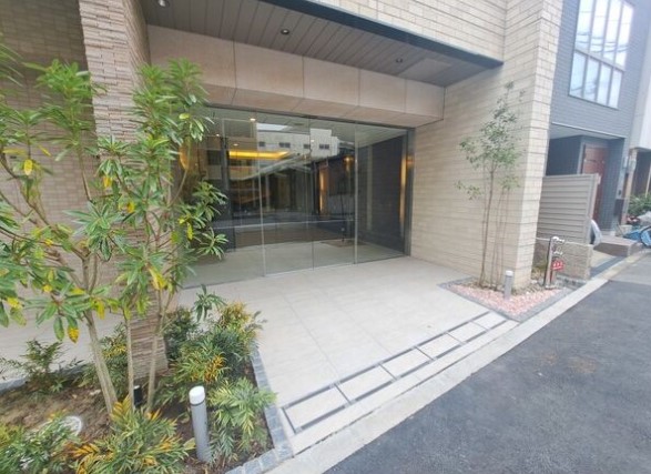 ＪＲ大阪環状線 弁天町駅 徒歩7分 9階建 築3年の外観写真