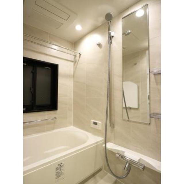 バス・シャワールーム　※写真は同タイプ住戸です。