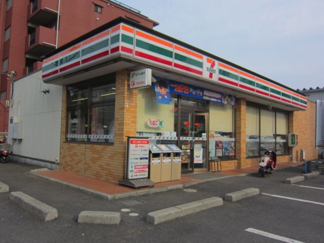 コンビニ　セブンイレブン（コンビニ）まで290m