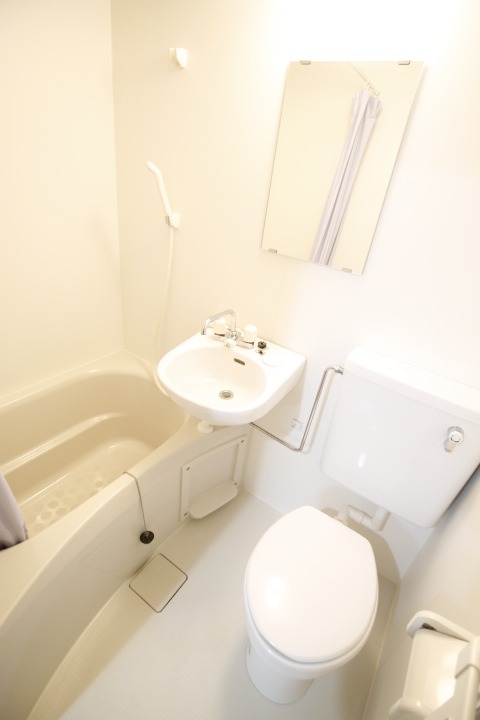 バス・シャワールーム　※他部屋写真使用