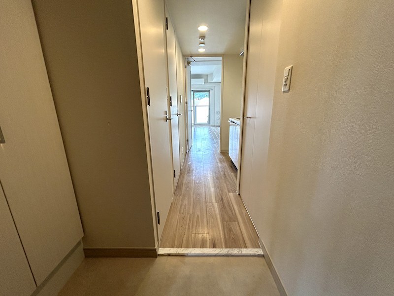 玄関　参考写真。