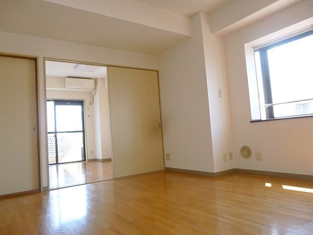 居室・リビング　参考写真です