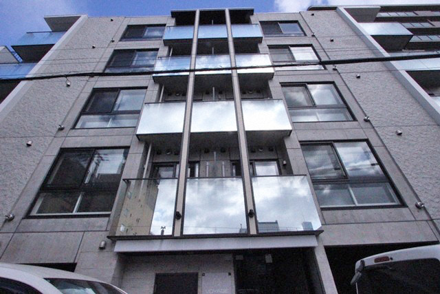 建物外観　☆地下鉄東西線【菊水】駅まで徒歩7分！