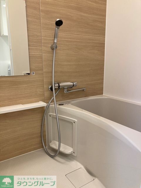 バス・シャワールーム　※写真は同タイプ住戸です。