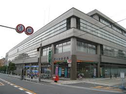 郵便局　代々木郵便局（郵便局）まで499m