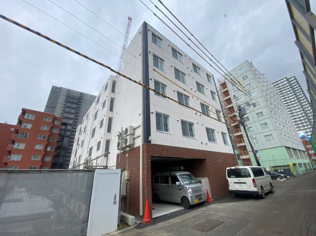 建物外観　札幌市中央区南１０条「Ｔｅｒｒａｃｅ　Ｋａｓｕｍｉ」