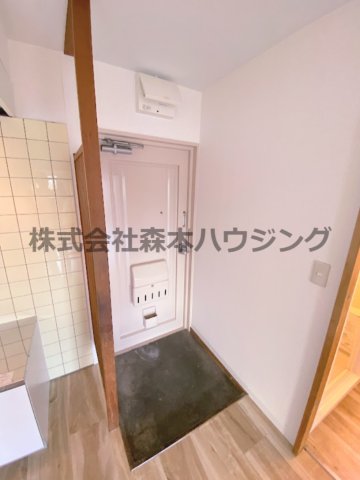 玄関　落ち着いた玄関です