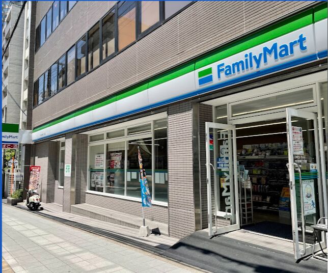 コンビニ　ファミリーマート 内久宝寺町三丁目店（コンビニ）まで162m