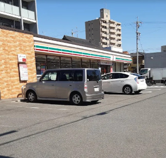 コンビニ　セブンイレブン 名古屋野田町店（コンビニ）まで693m