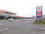 ドラックストア　サンドラッグアクロスプラザ伊勢原店（ドラッグストア）まで750m