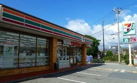コンビニ　セブンイレブン甲子園浦風町店（コンビニ）まで330m