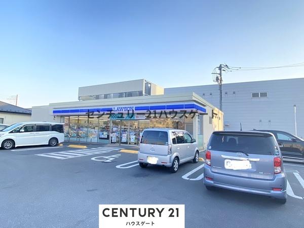 コンビニ　ローソン宇都宮岩曽町店（コンビニ）まで608m