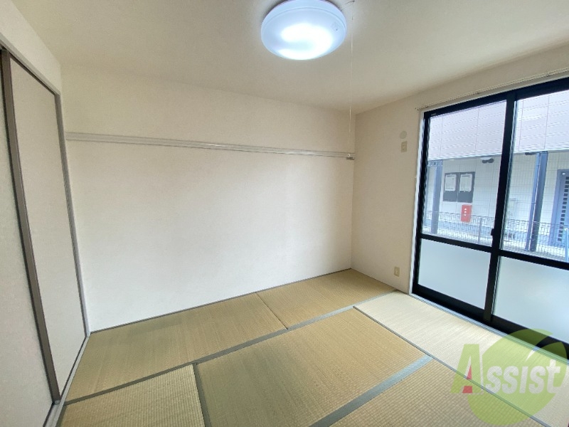 その他部屋・スペース　和室のお部屋があります。畳の良い香りがします。