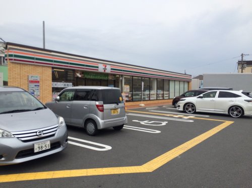 コンビニ　セブンイレブン大東御領3丁目店（コンビニ）まで597m