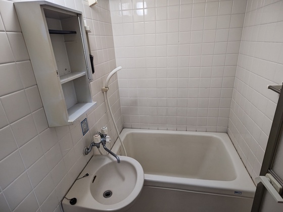 洗面設備　※別部屋の写真です