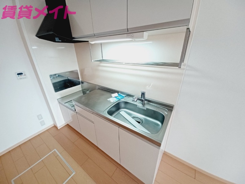 キッチン　同型参考写真