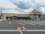 スーパー　（株）平和堂／フレンドマート追分店（スーパー）まで690m
