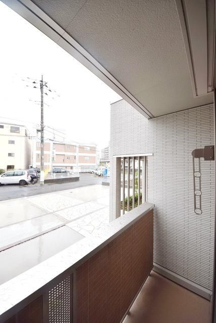 バルコニー　同施工会社イメージ