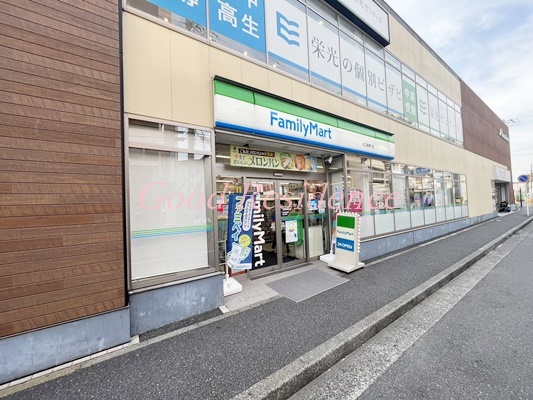 コンビニ　ファミリーマート大口駅東口店（コンビニ）まで834m
