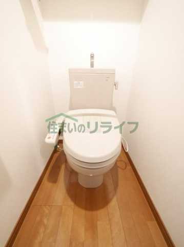 トイレ　ルーブル早稲田六番館