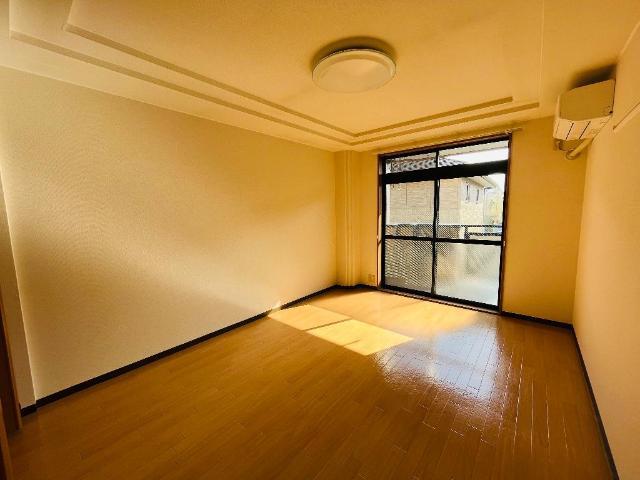 アーバンコートの居間写真
