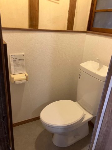 トイレ　トイレは新品です