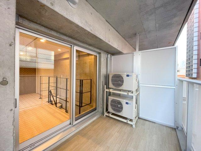 バルコニー　バルコニーがあります